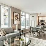 Landing At Logan Apartments - Studio In Logan Square