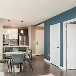 Landing At Logan Apartments - Studio In Logan Square