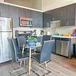 Mccormick Place 2B-2B With Optional Parking And Gym That Sleeps 8