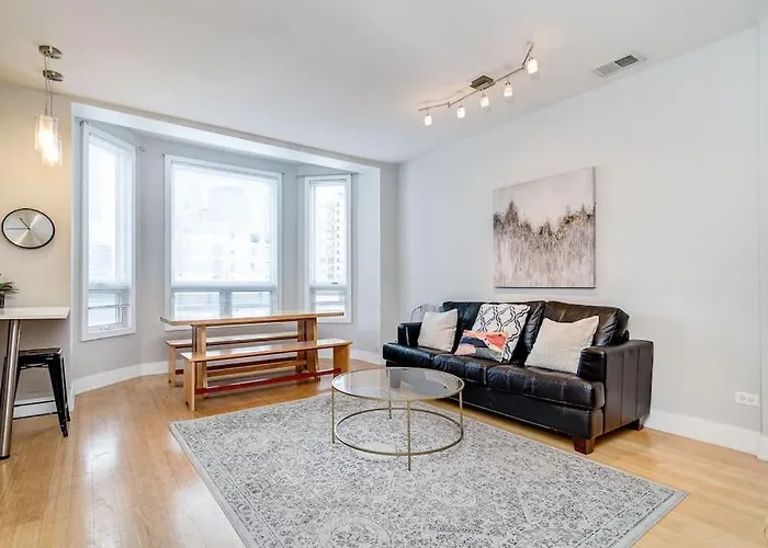 Cozy Beautiful Downtown Unit Chi In Prime River North Location Near Mag Mile - 2