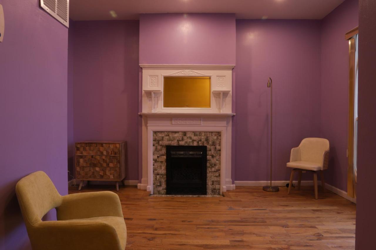 Langley Guest house *