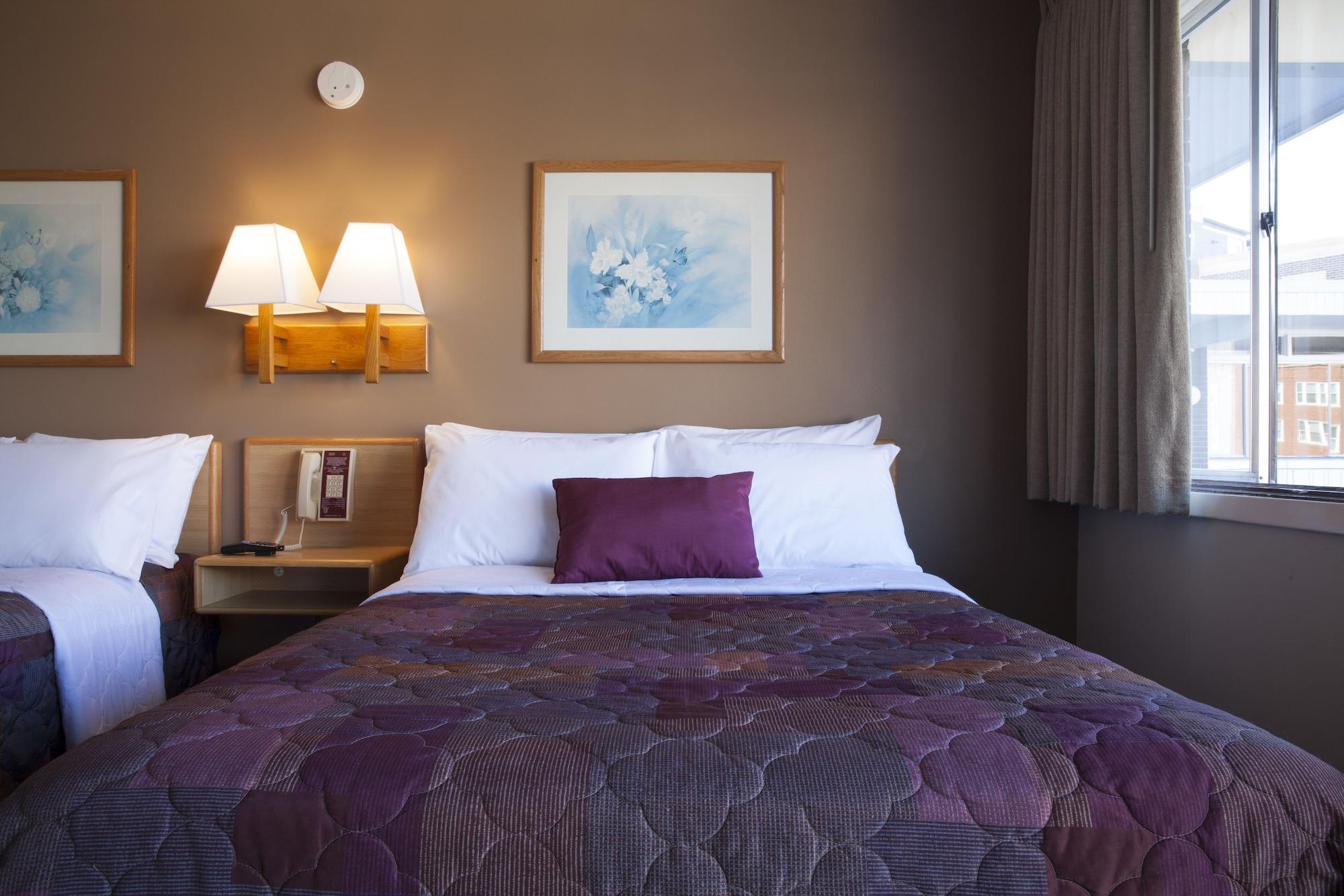 Heart O' Motel 2*