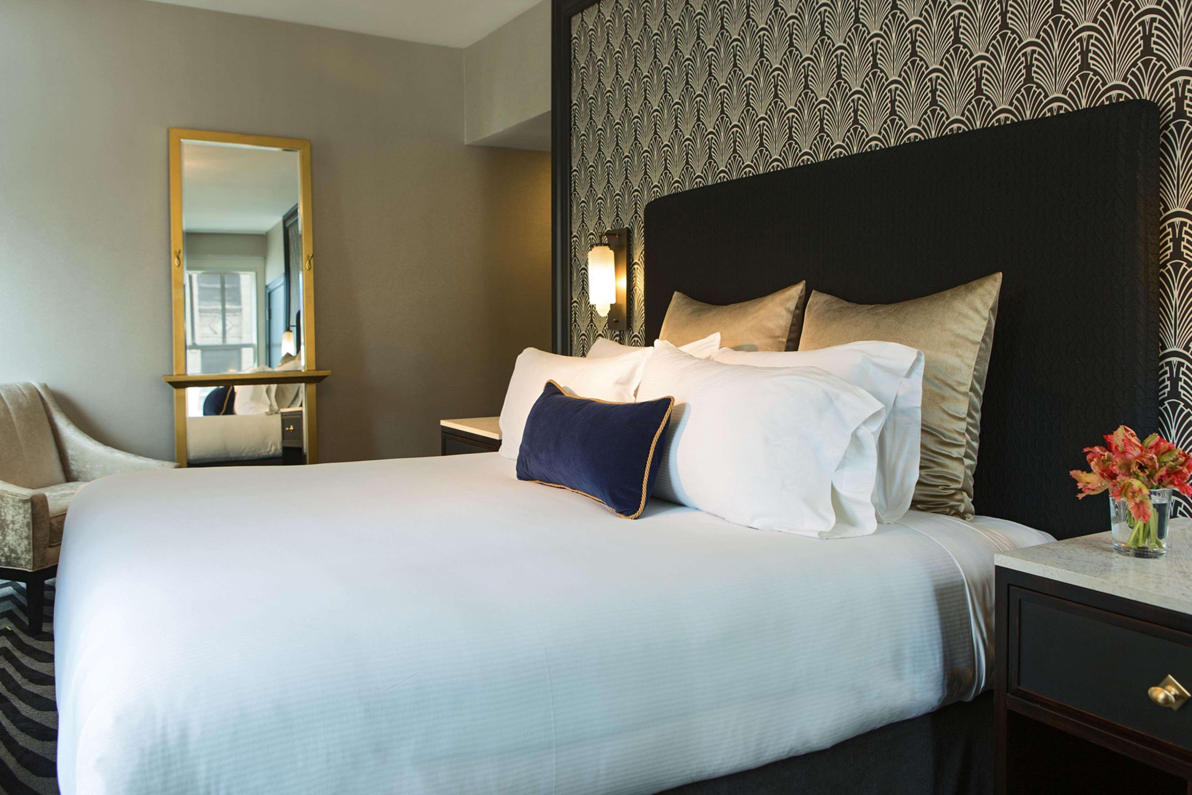 The Allegro Royal Sonesta Loop