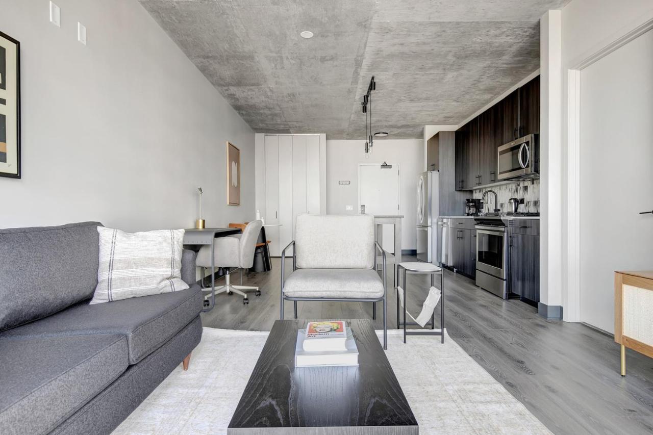 W Loop 1br W Gym Pool Lounge 2 Blocks From L Chi-485 Chicago