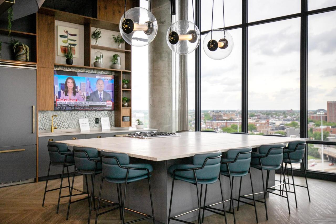Apartment River W W Gym Bbq Nr Blue Line Chi-676 Chicago