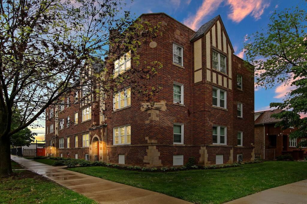 Relaxing 2br Apt With Comfy Bedrooms - Lockwood 3 *