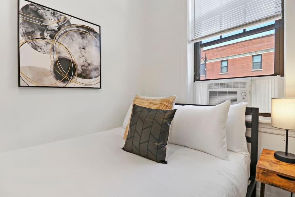 Apartment 2-bedroom Cozy Apt In Prime Location - Clark 2