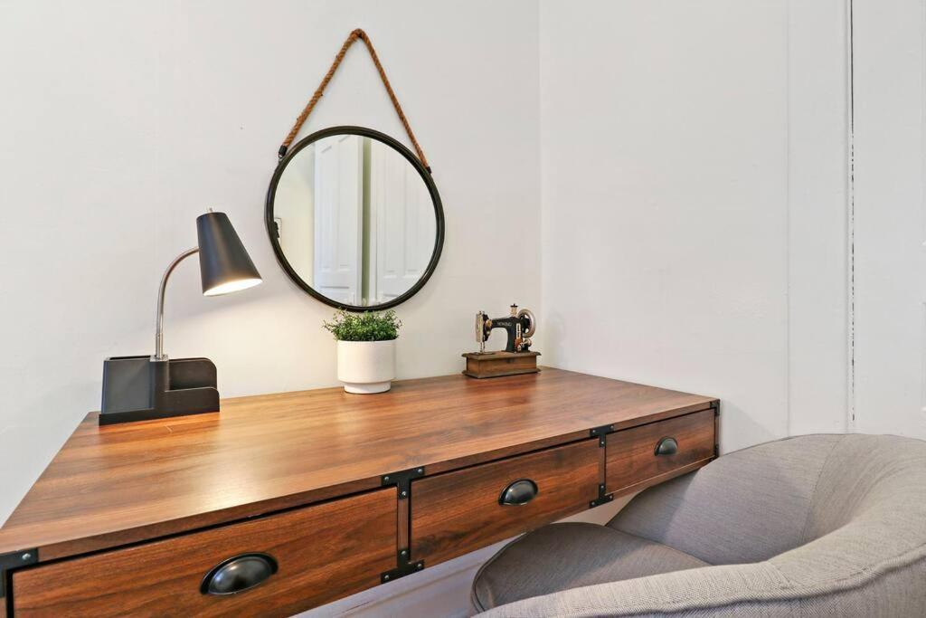 2-bedroom Cozy Apt In Prime Location - Clark 2 Apartment *