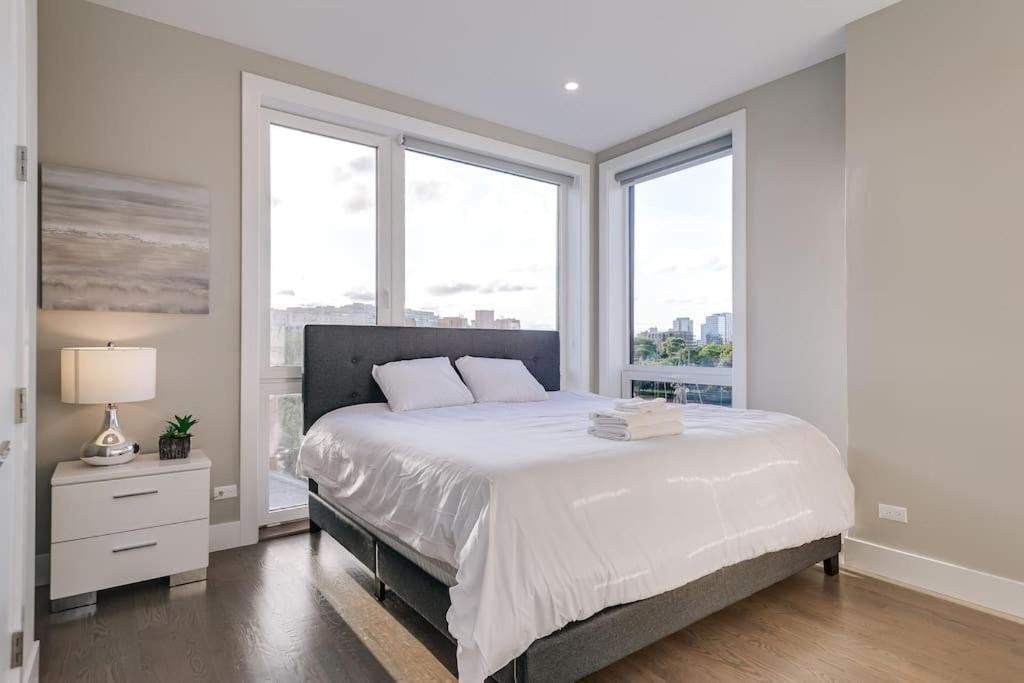 New Construction Building In River North Apartment