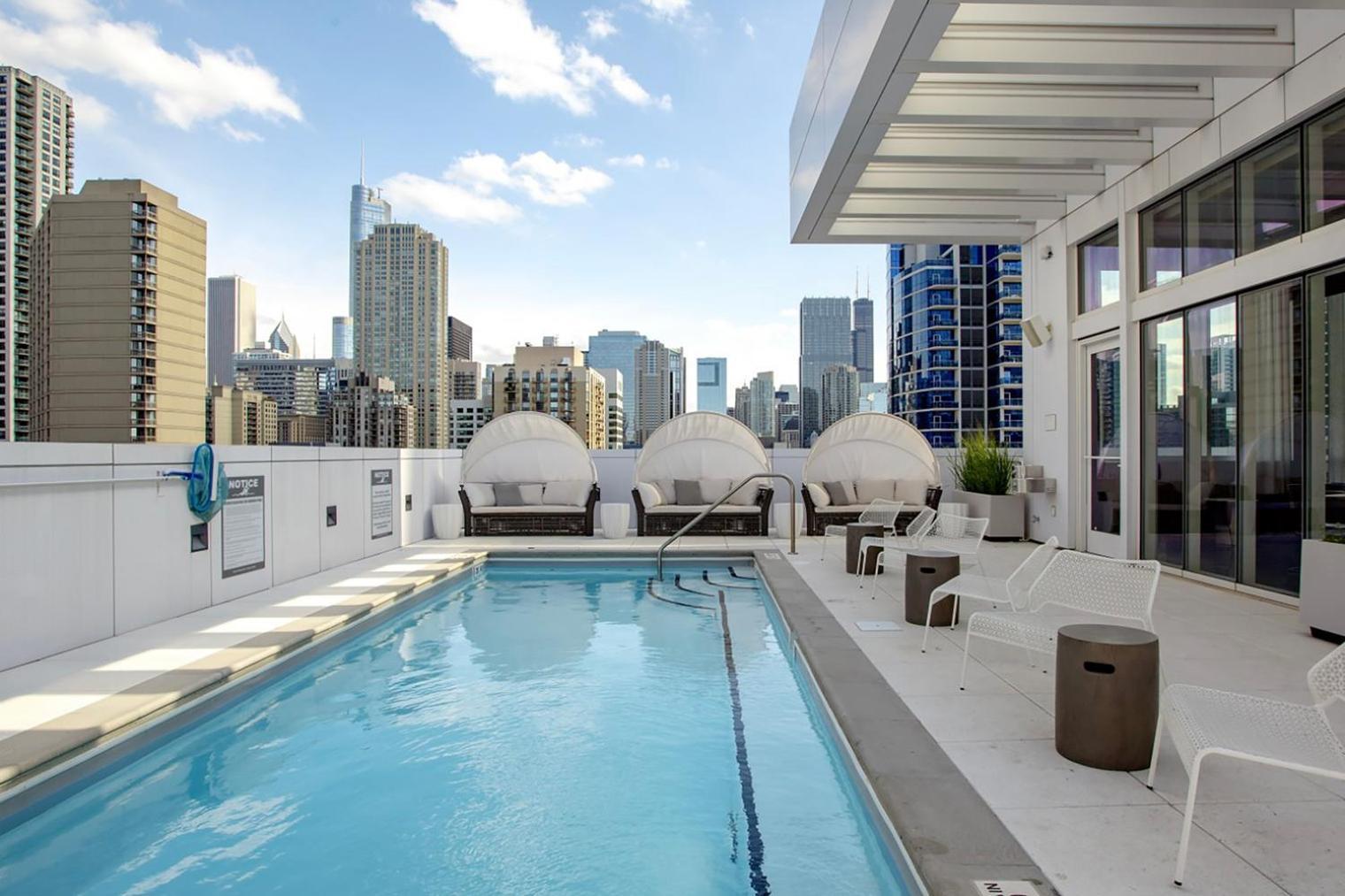 River N 1br W Gym Pool Nr L Stop Chi-359 Apartment