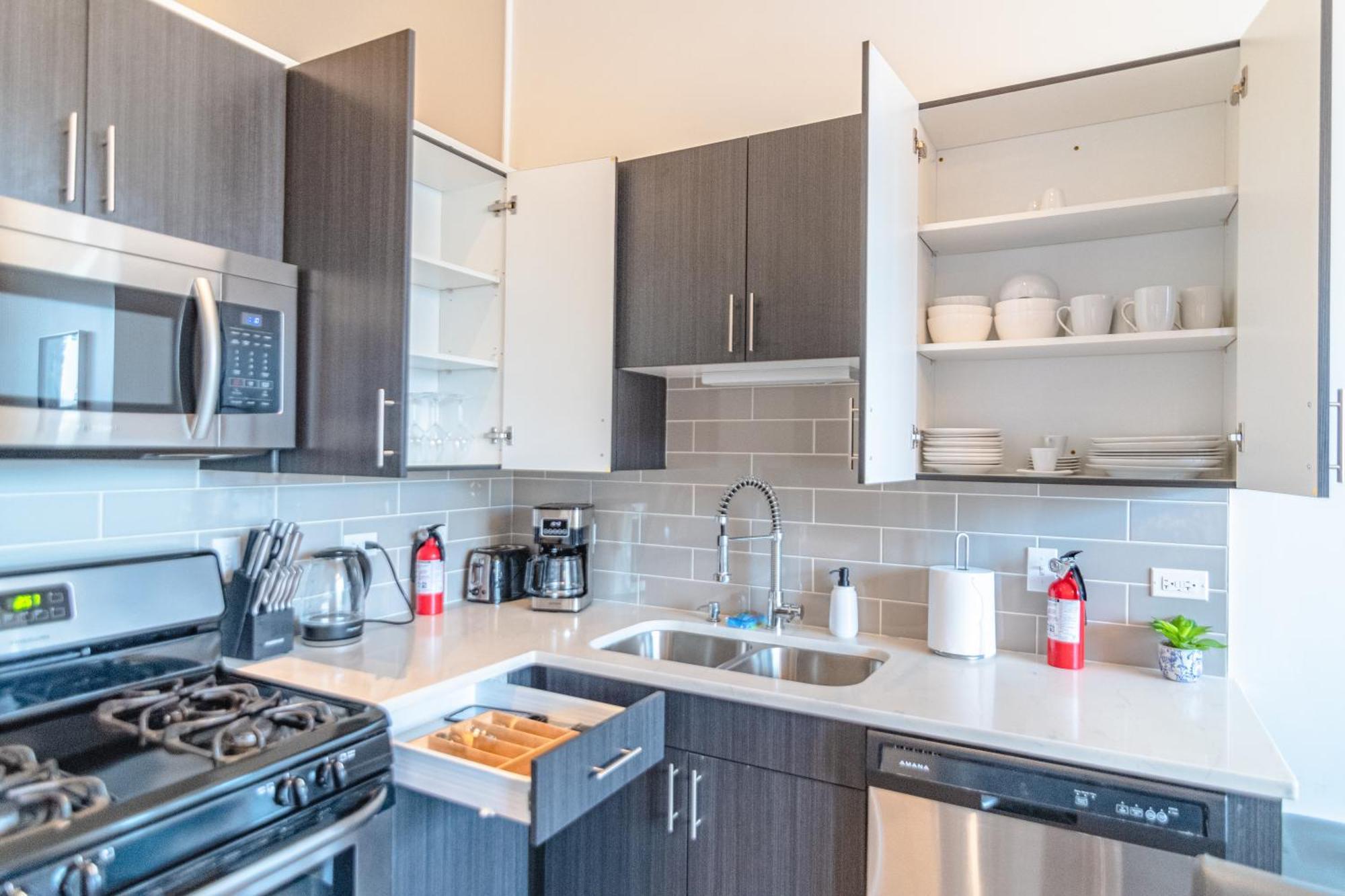 Apartment Mccormick Place Modern Loft With An Amazing Skyline View And Optional Parking For 8 Guests Chicago