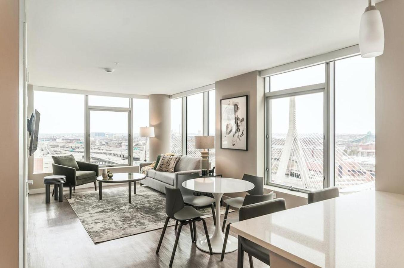 Apartment Landing At Logan - In Logan Square Chicago
