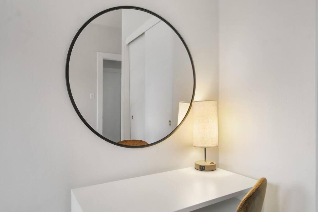 Apartment 2br Cozy And Furnished In Hyde Park - Hyde Park 405 *