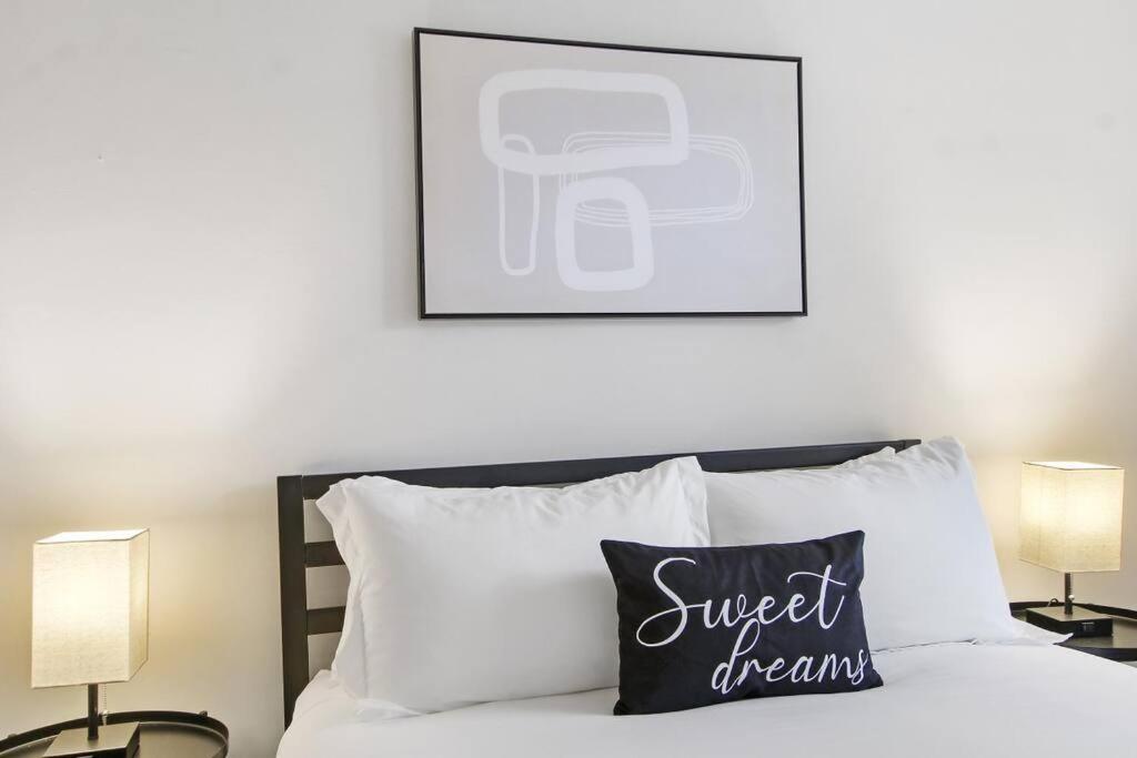 Apartment 2br Cozy And Furnished In Hyde Park - Hyde Park 405