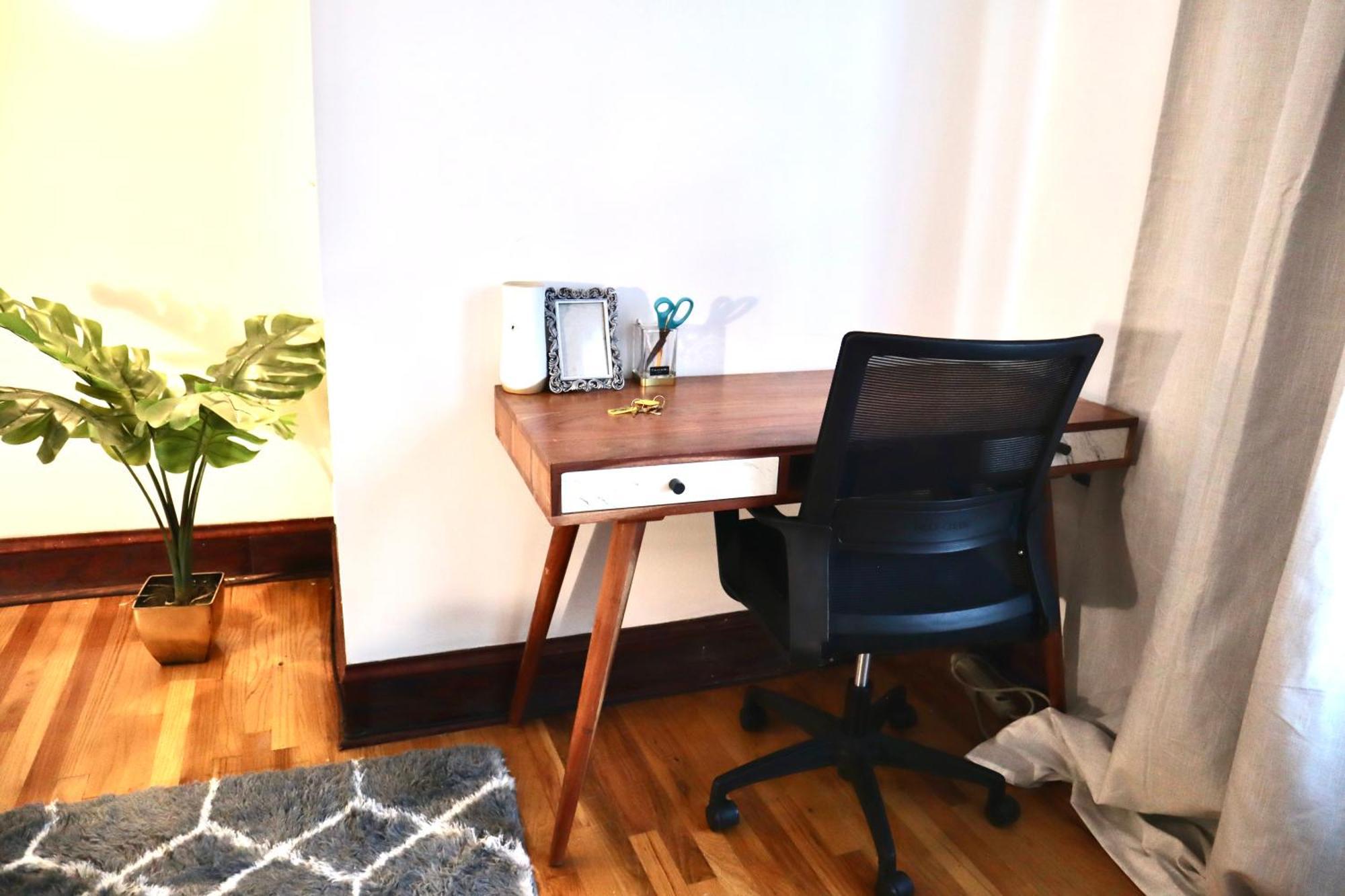 Luxury 2 Bed 2 Bath In With Free Parking Chicago