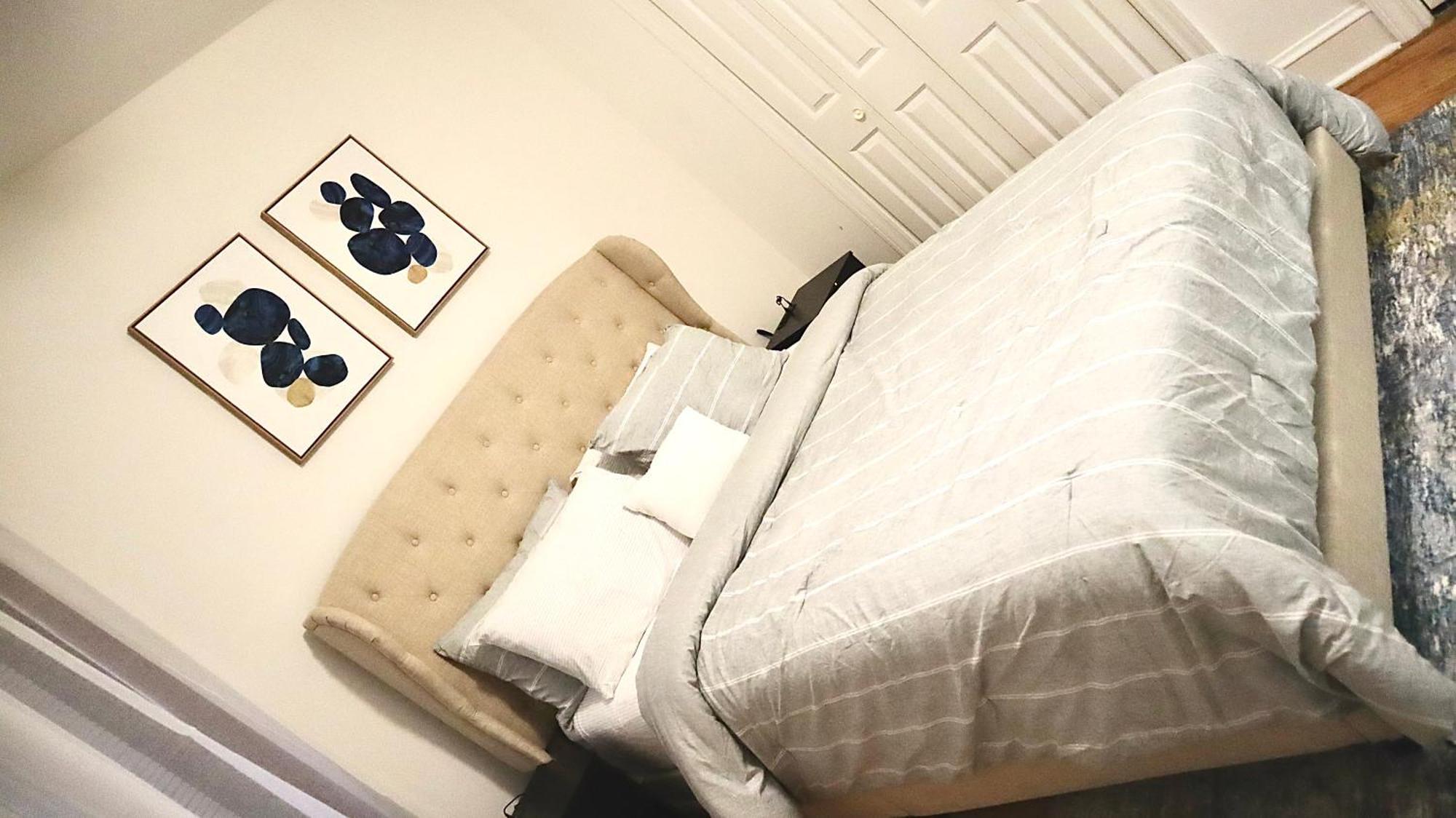 Luxury 2 Bed 2 Bath In With Free Parking * Chicago