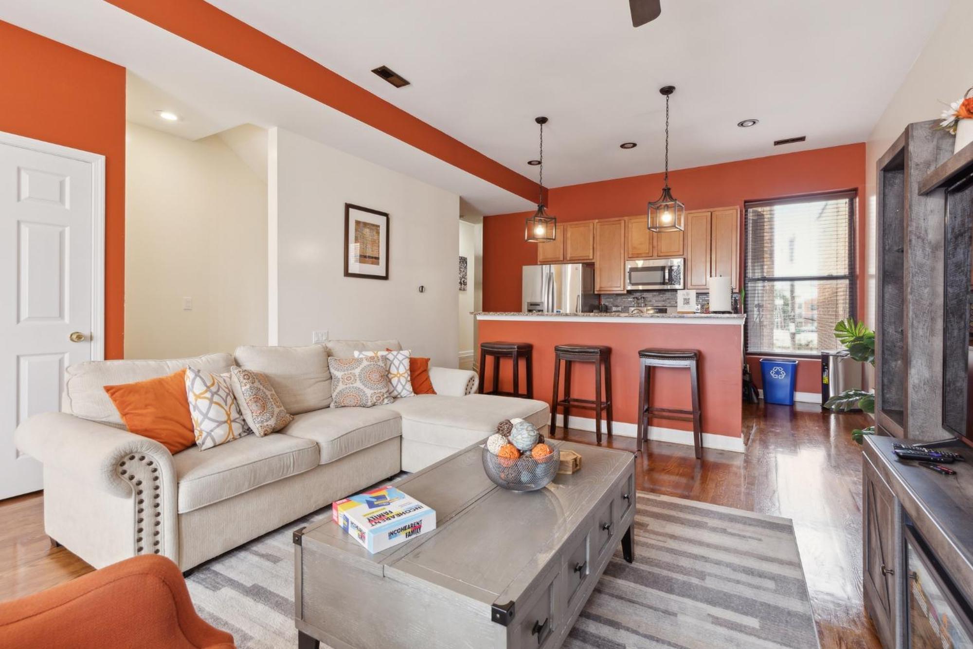 Near Downtown & Uchicago Apartment *