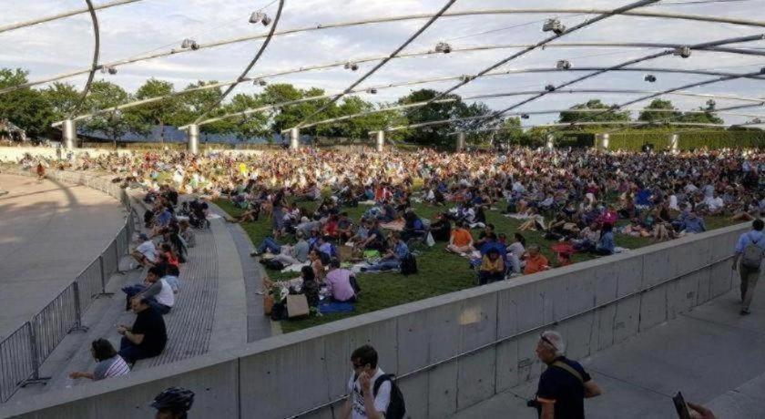 The Collection Millennium Park 2*