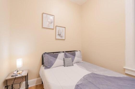 Stylish 3br Near Wrigley Field & Lincoln Park Apartment *