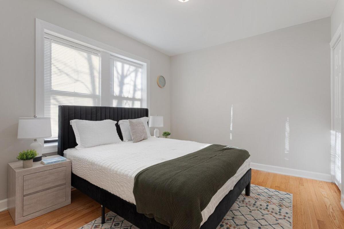 Comfy & 1br Steps From Loyola & Dining Apartment *