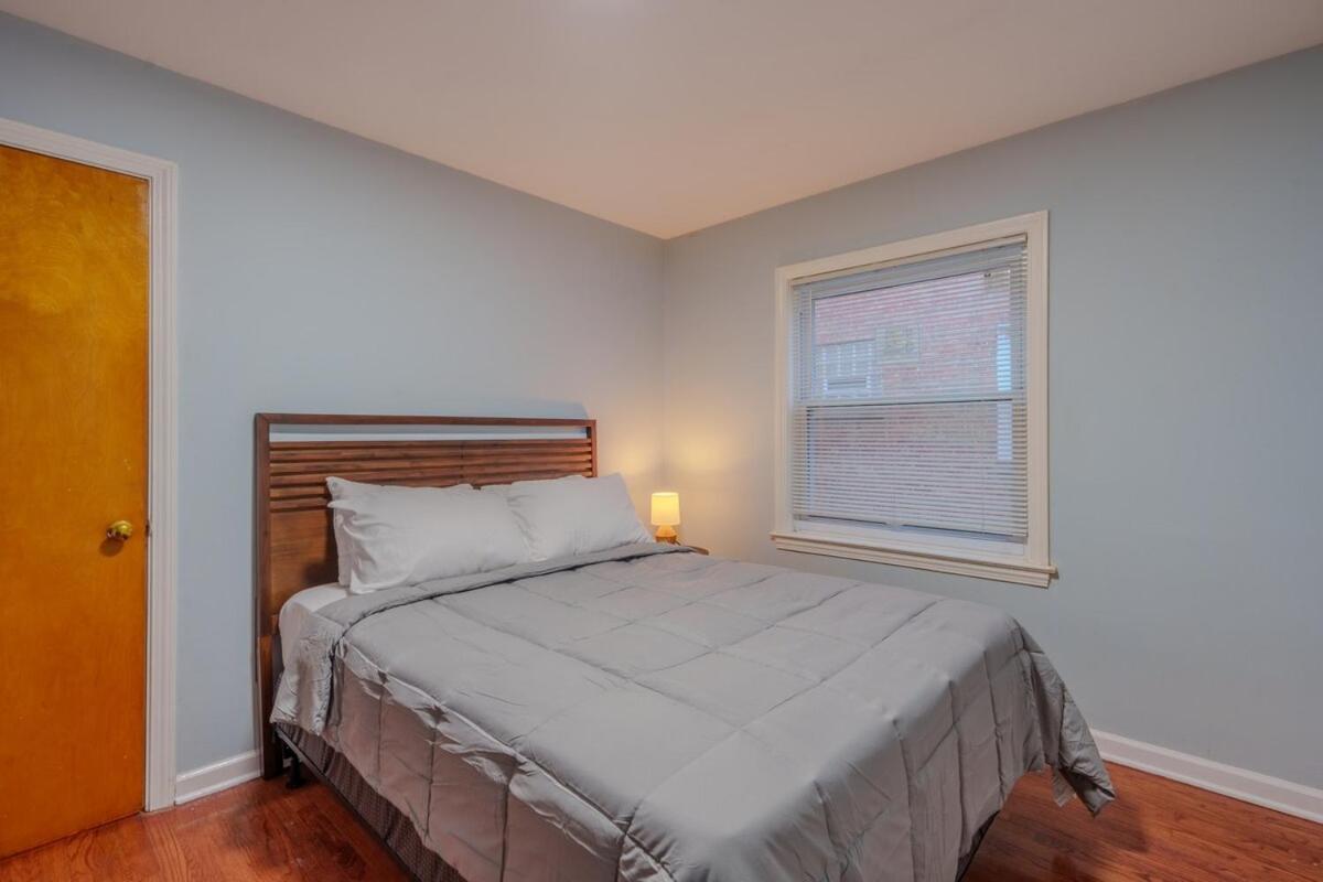 Cozy 3br With Parking Easy Access Shore Dr * Chicago