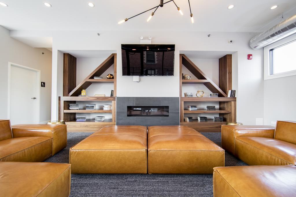 Skyblue Apartment *