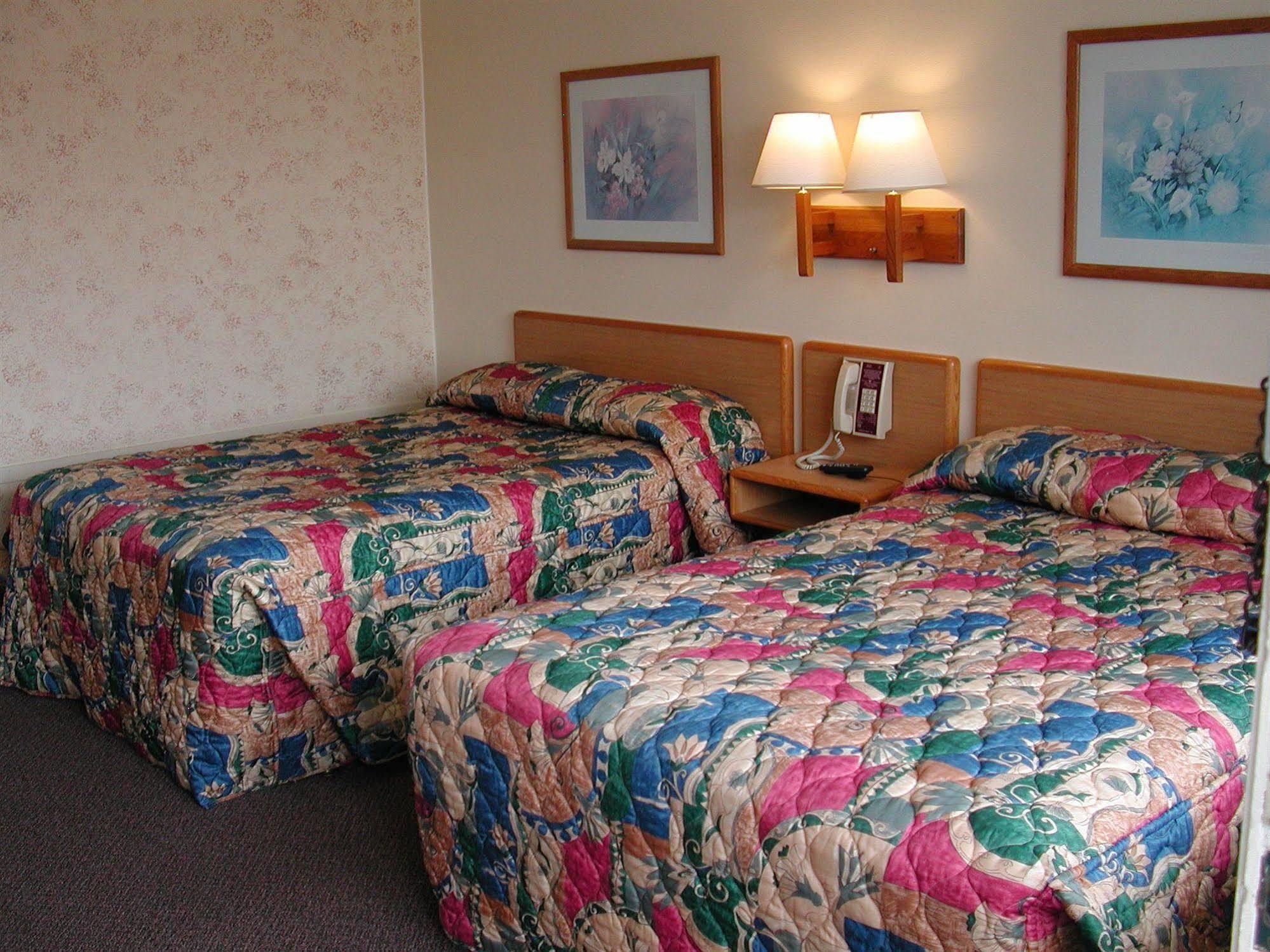 Motel Heart O' 2*