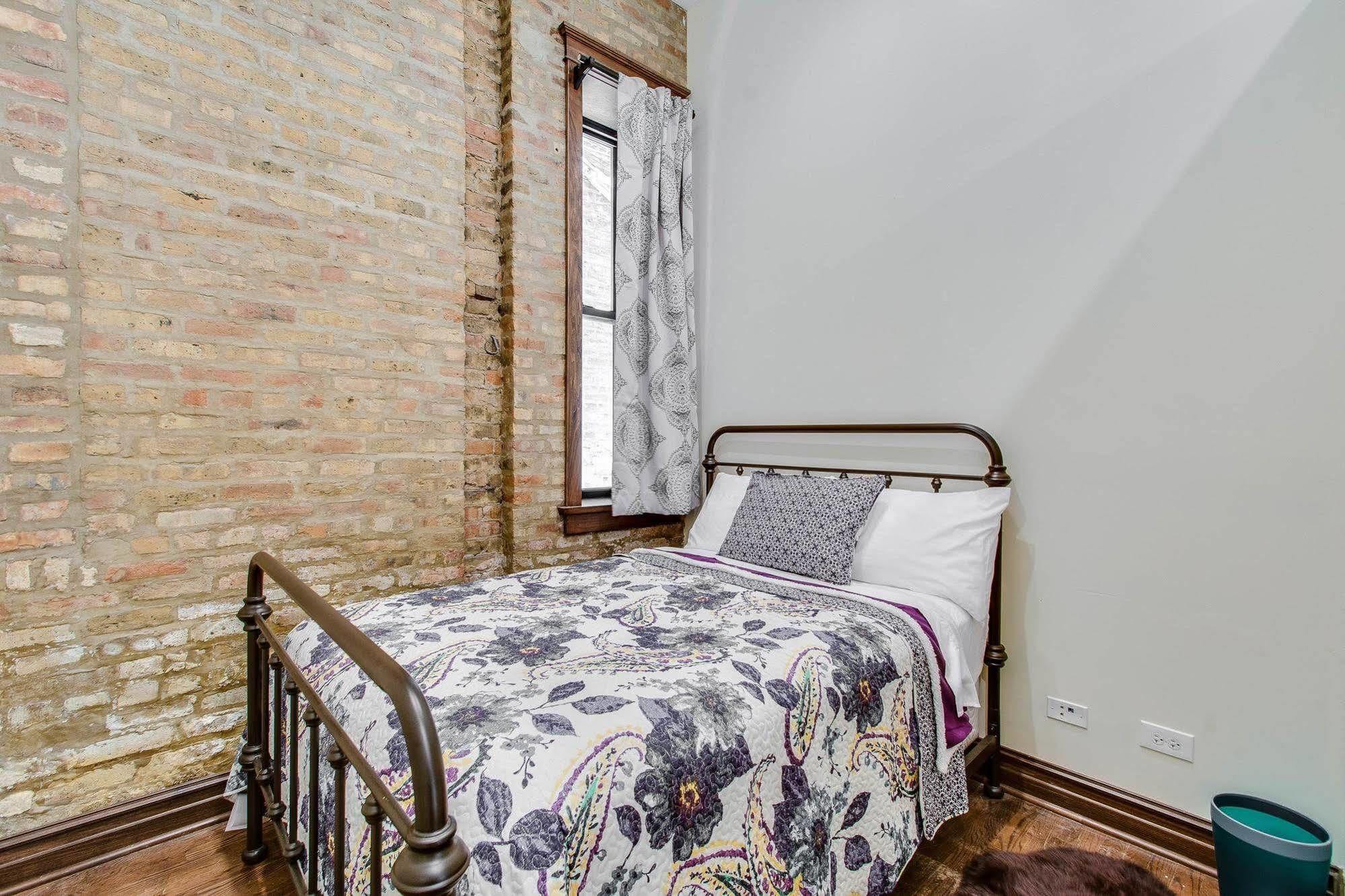 Ruby (adults Only) Inn Chicago