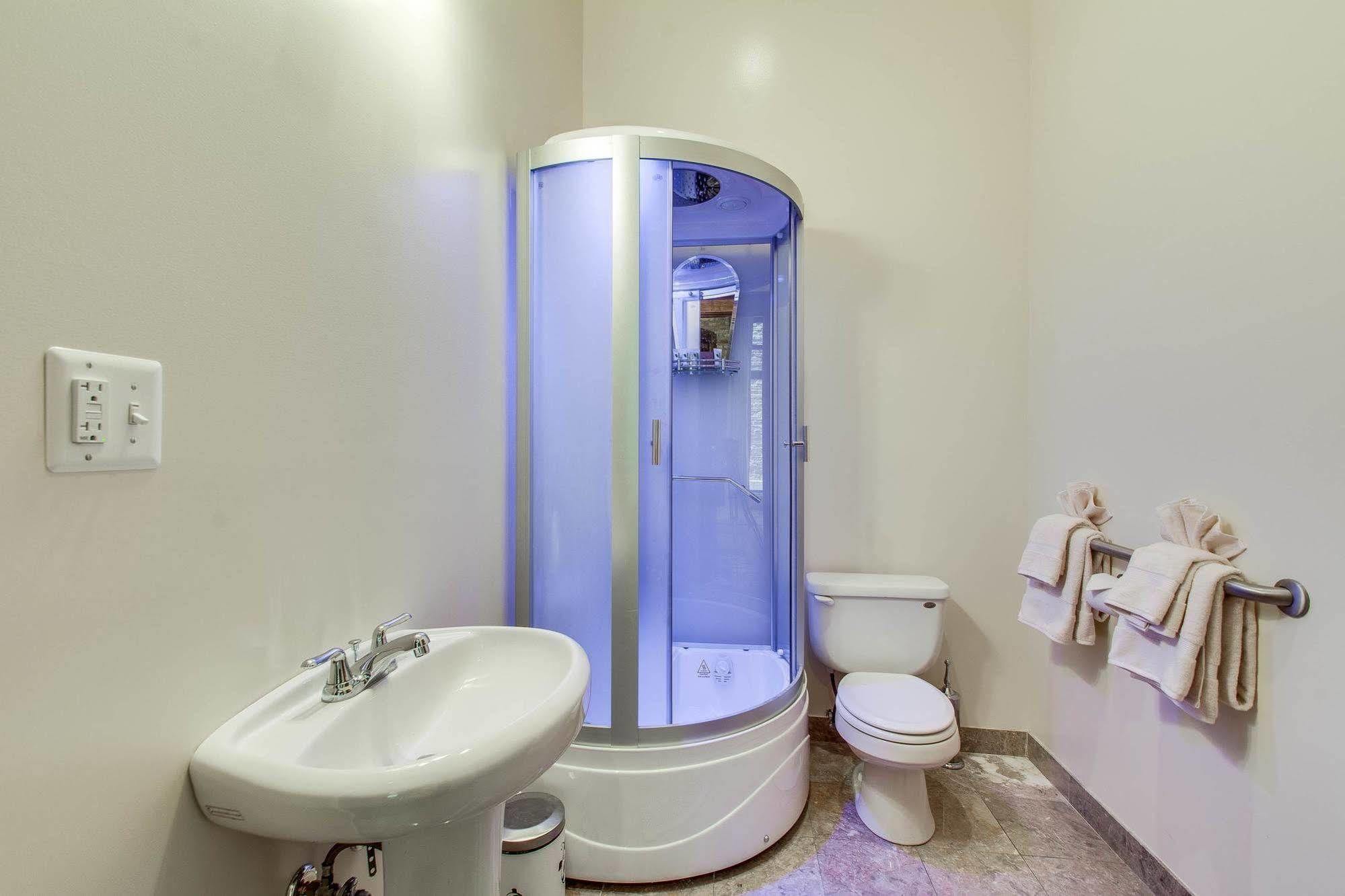 Ruby (adults Only) Inn 3*
