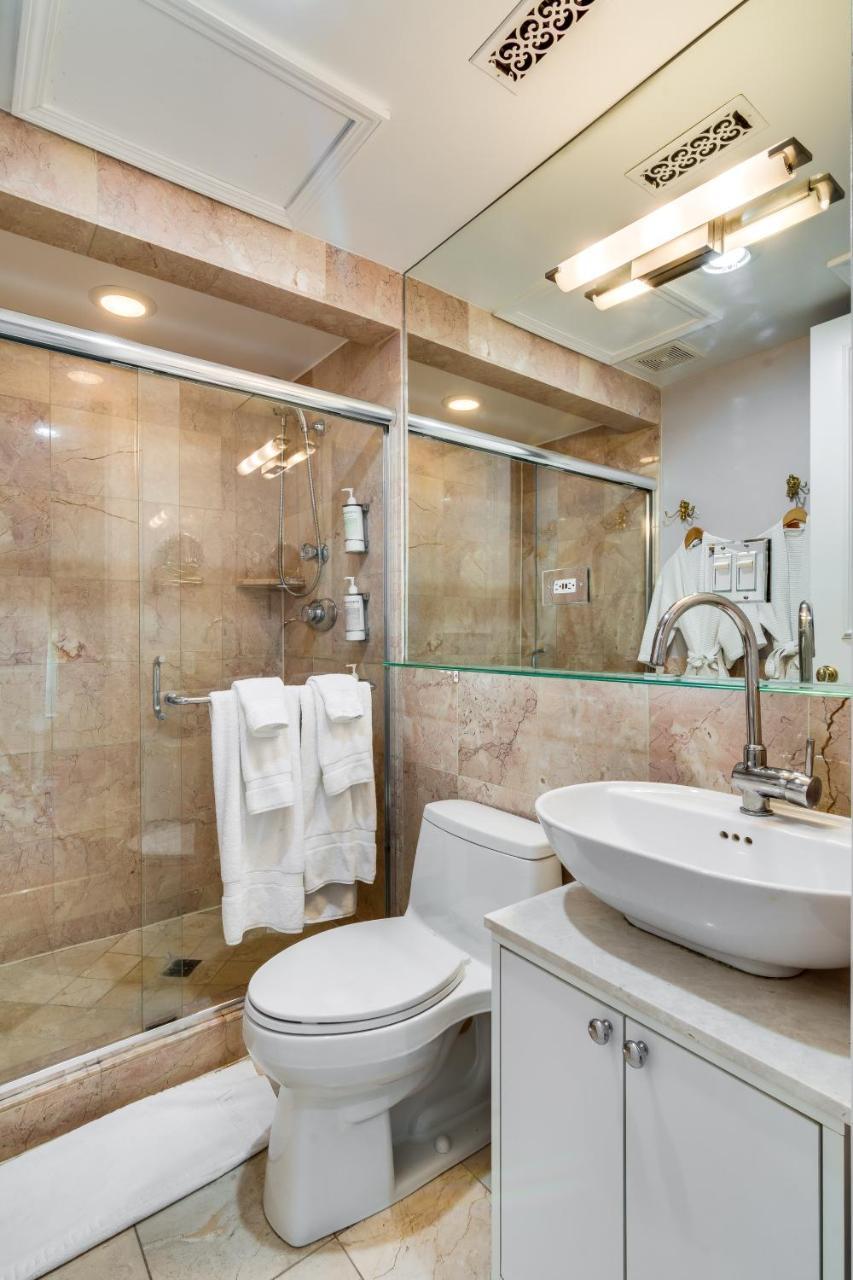 Ruby (adults Only) Inn Chicago